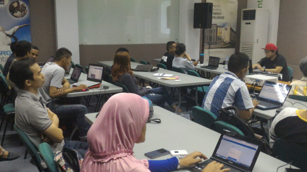 Kursus Bisnis Online Internet Marketing Terbaik dan Murah di Harapan Mulya Bekasi